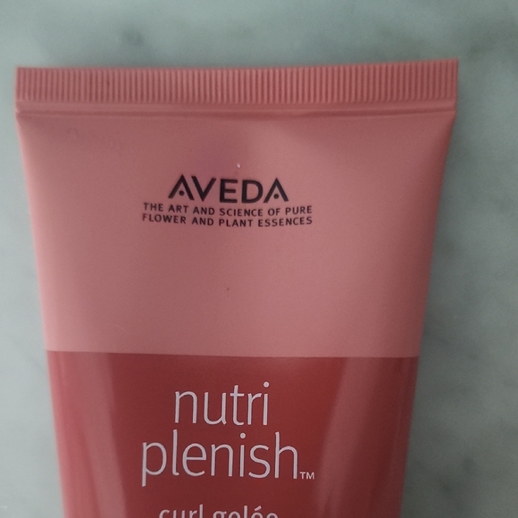 Aveda Pink Hair Styling Pure Plush - Picture 2 of 4